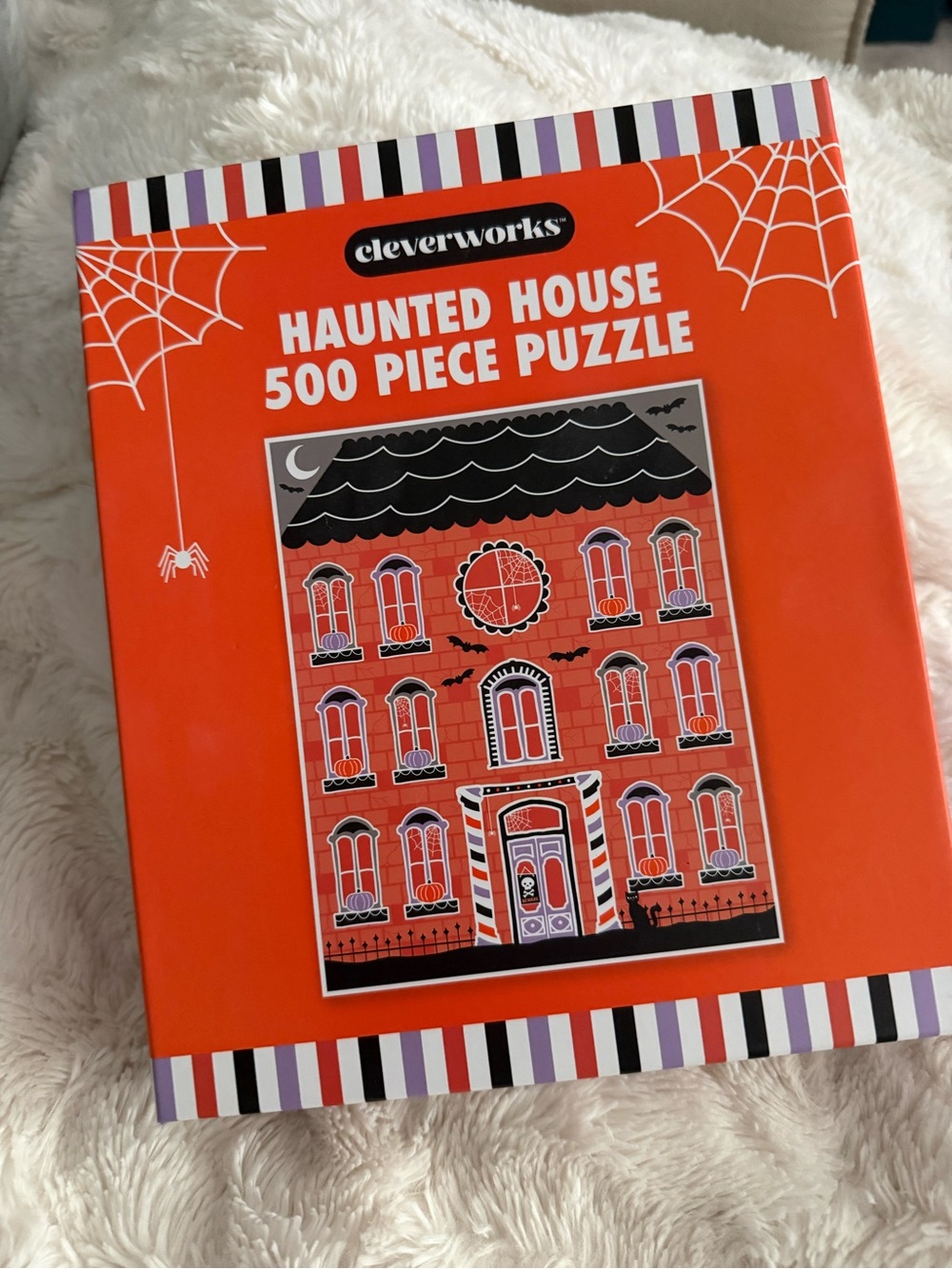 Haunted House 500-Piece Puzzle